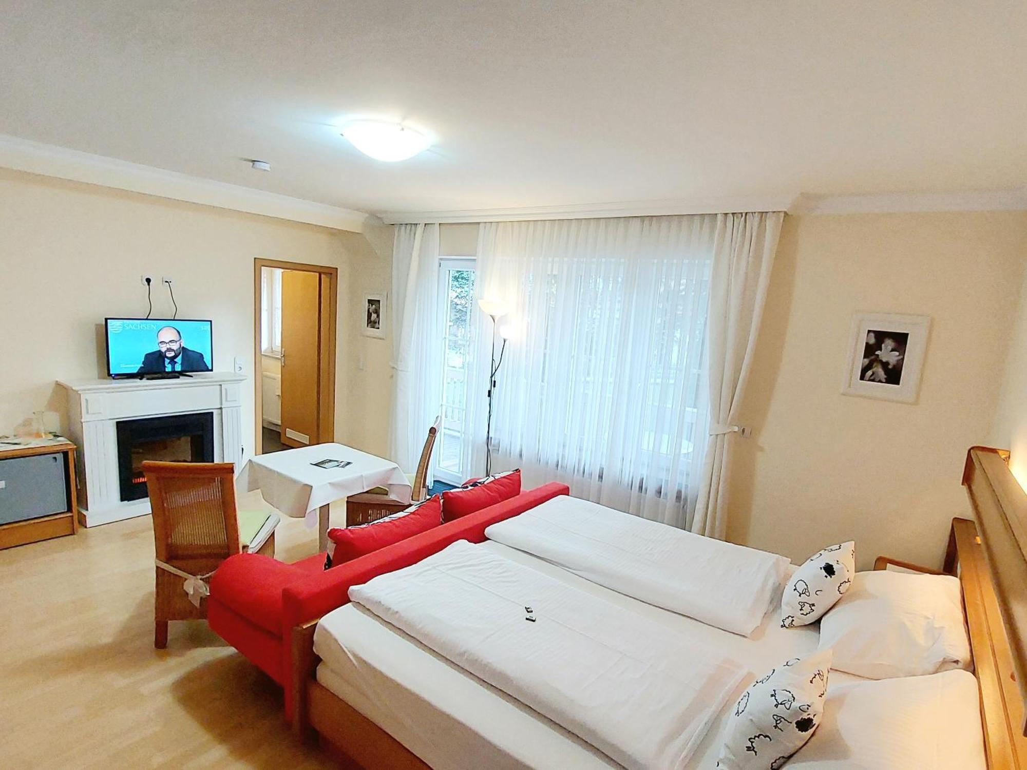 Parkhotel Ruhpolding Inklusive Chiemgaukarte Exterior photo