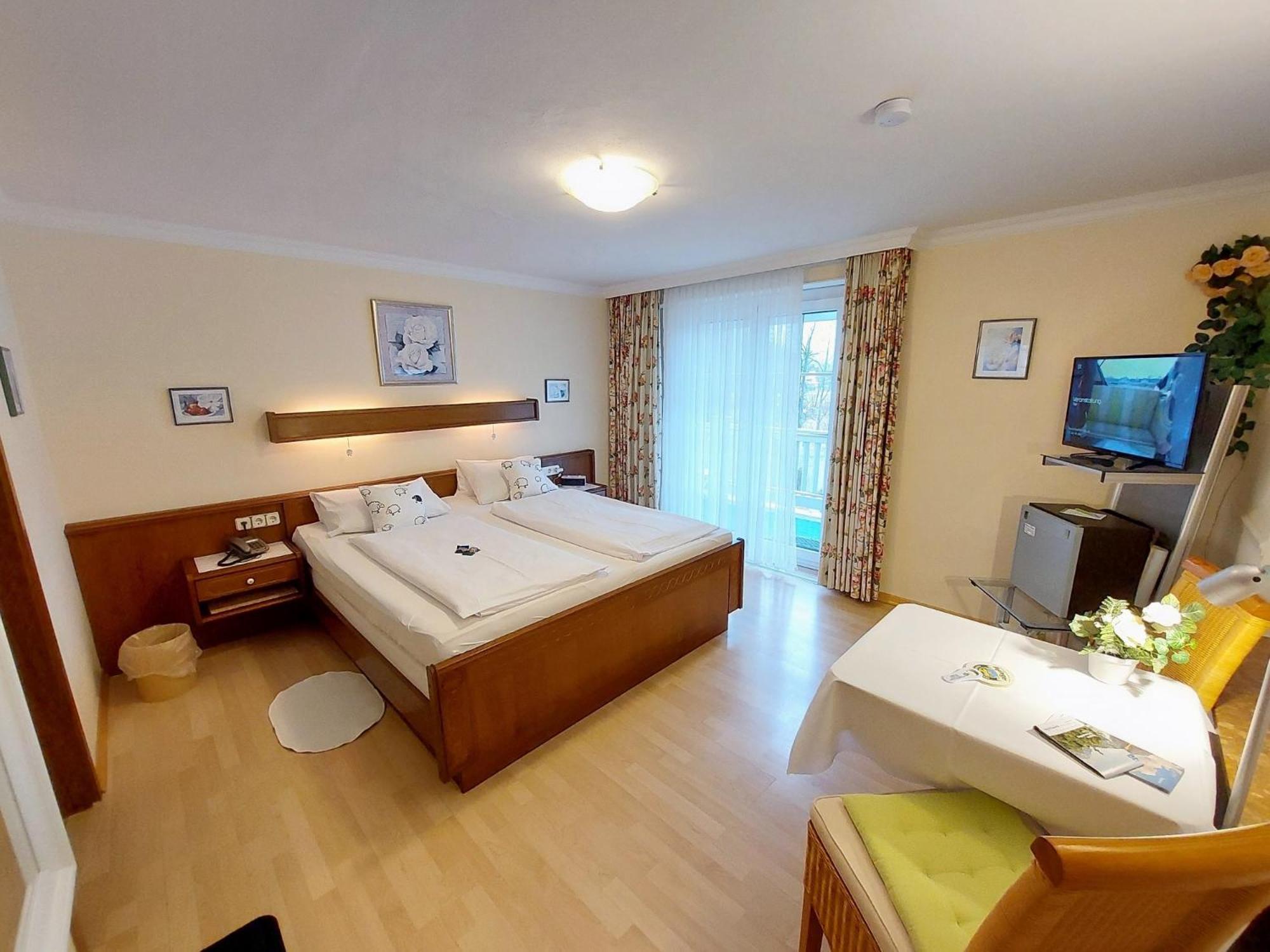 Parkhotel Ruhpolding Inklusive Chiemgaukarte Exterior photo